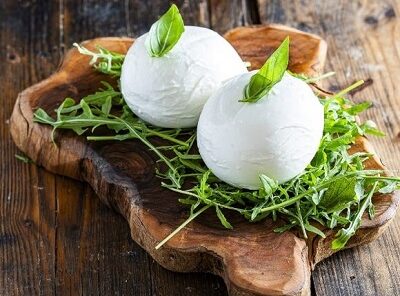 Mozzarella di "Bufala"